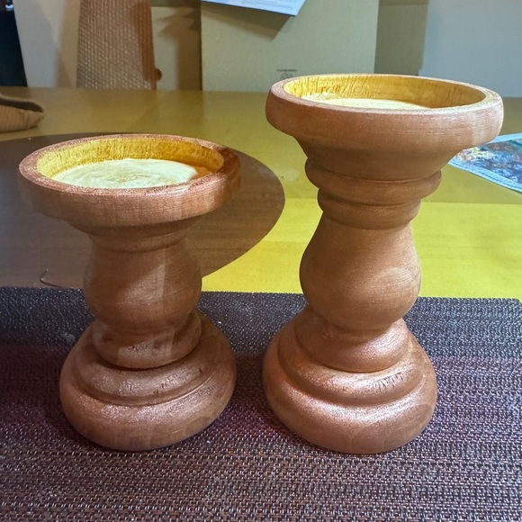 Elegant Wooden Candle Holders - coppery Brown - Picture 1 of 3